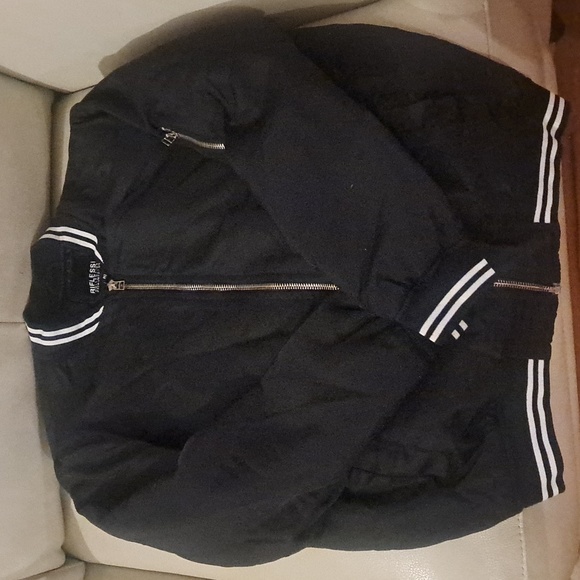 Jacket - Picture 2 of 4